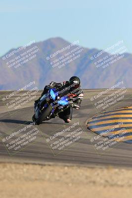 media/Dec-10-2023-SoCal Trackdays (Sun) [[0ce70f5433]]/Turn 12 (2pm)/